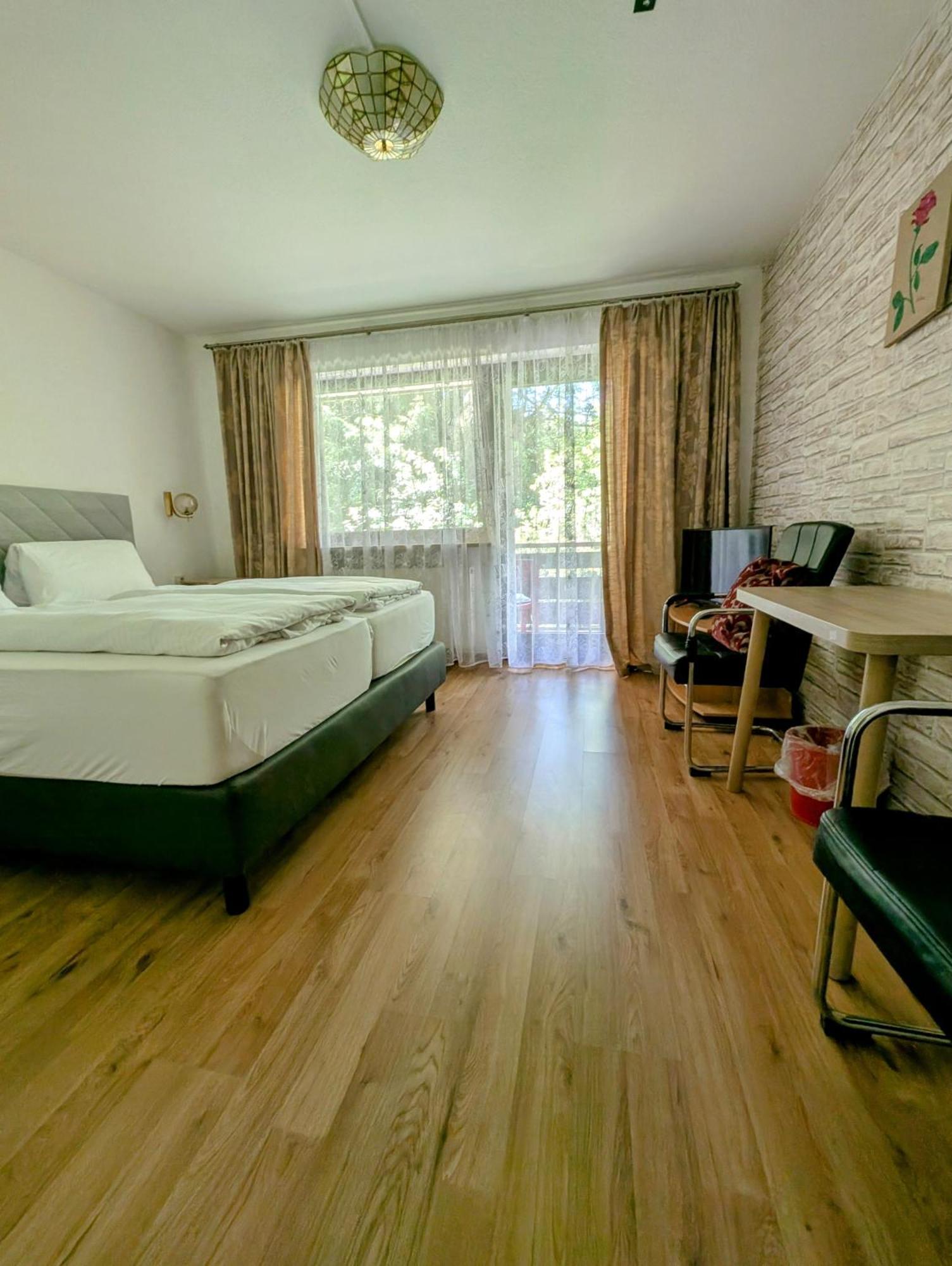 Hotel Pension Bluechersruh Bad Berneck im Fichtelgebirge Exteriér fotografie